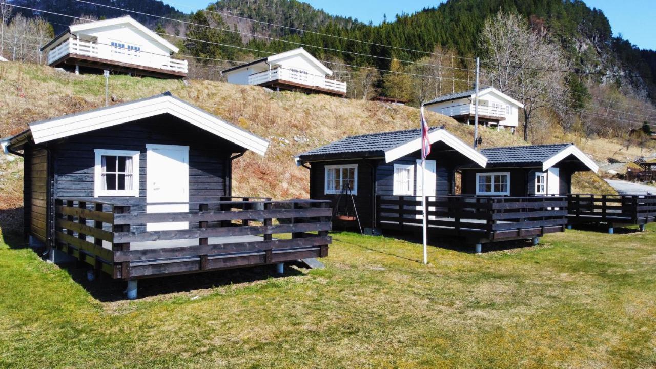 Gjerdset Turistsenter Villa Isfjorden Exterior foto