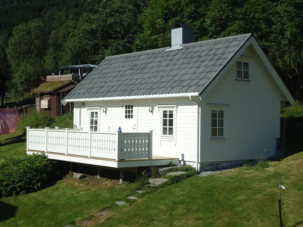 Gjerdset Turistsenter Villa Isfjorden Habitación foto