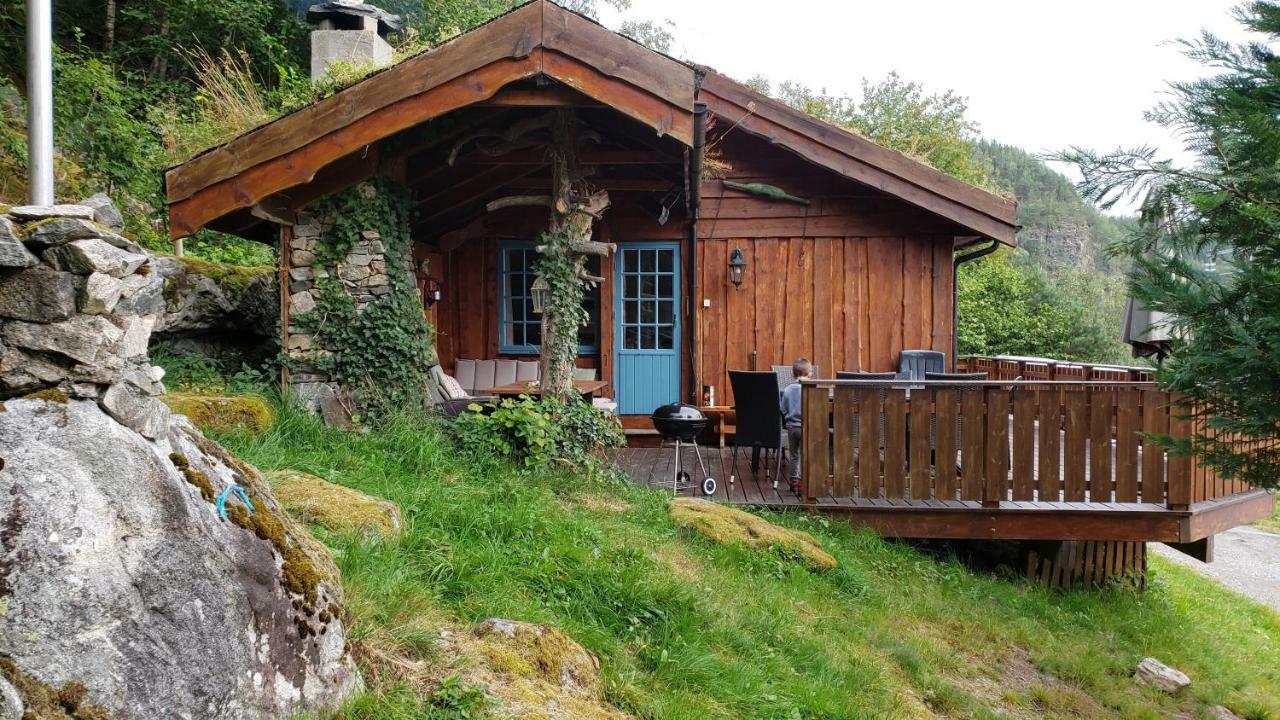 Gjerdset Turistsenter Villa Isfjorden Exterior foto